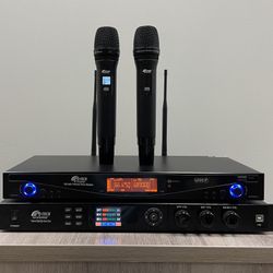 Professional karaoke microphone With serious audio quality Q-Tech MT-6767Pro