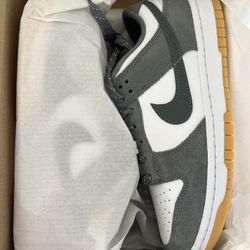 Nike Dunk Low Grey Gum Size 8 Men