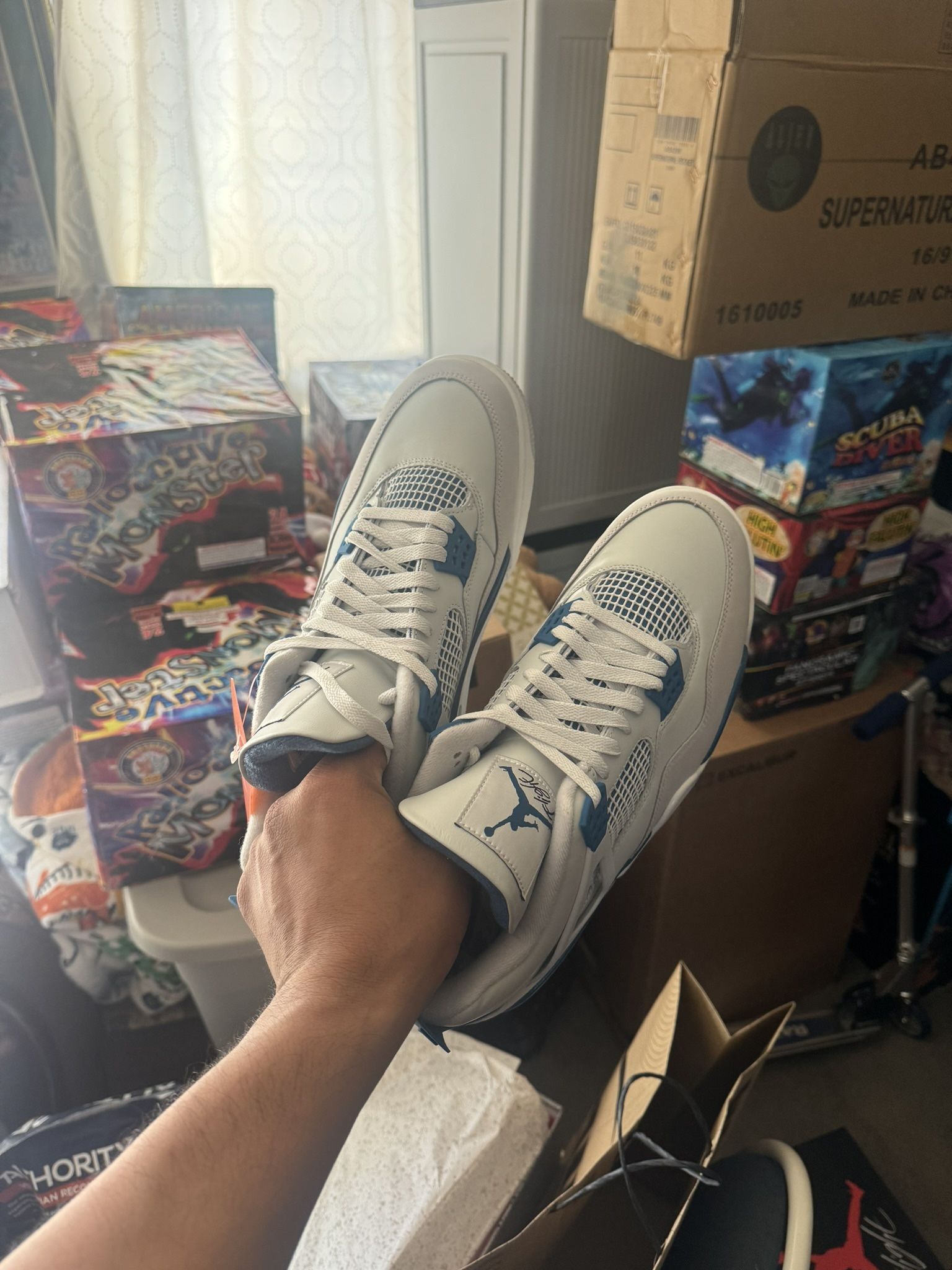 Jordan 4 Retro