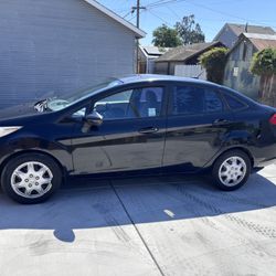 2012 Ford Fiesta