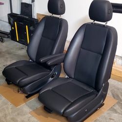 Driver And Passenger Powered Seats From VS30 Sprinter