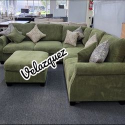 
✅️"4 pc sage green corduroy fabric sectional sofa with rounded arms and ottoman"✅️✅️