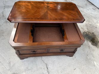 Center set Table