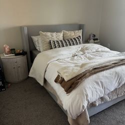 MUST GO! Pottery Barn Elliot Shelter Bed Frame—Queen 