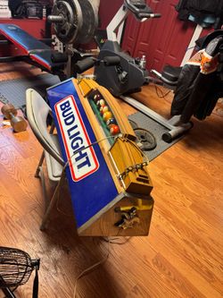 VINTAGE BUDWEISER POOL TABLE LIGHT