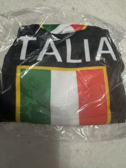 2 Italy Doggie Hoodie Size XS Brand New 