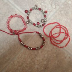 7 Red Bracelets For 6$