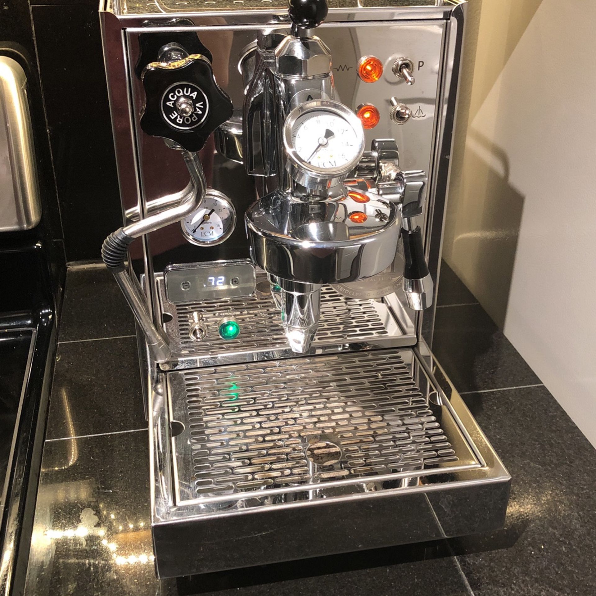 ECM Classika PID Espresso Machine With Flow Control