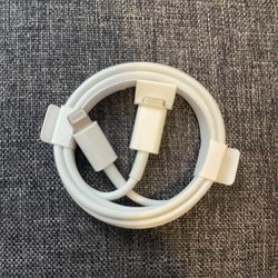 Brand New Apple USB-C To Lightning Cable For iPad/iPhone/EarPods