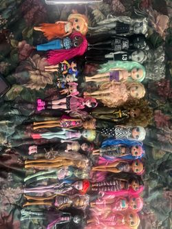 LOL omg dolls with rainbow high and monster high