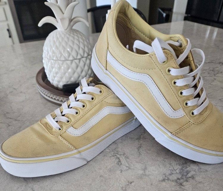 Women's VANS 8.5