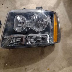 Chevrolet Tahoe Headlight LH