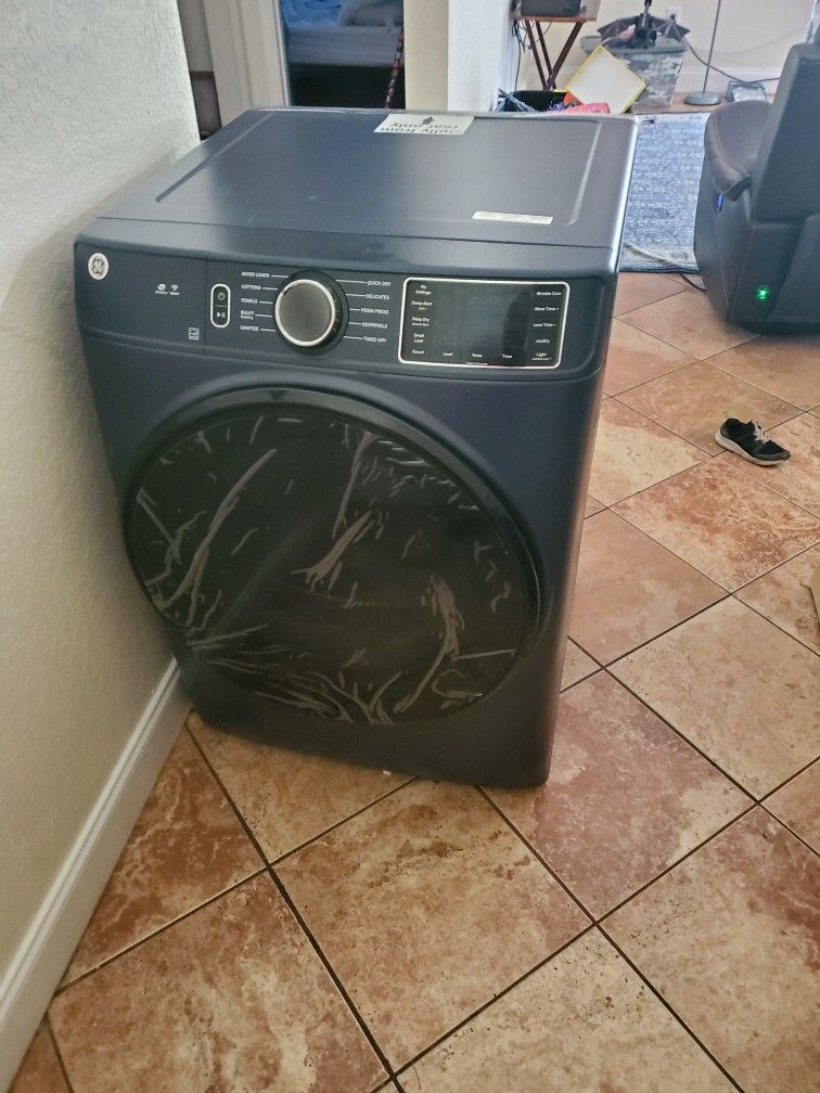 Brand New Ge Saphire Dryer