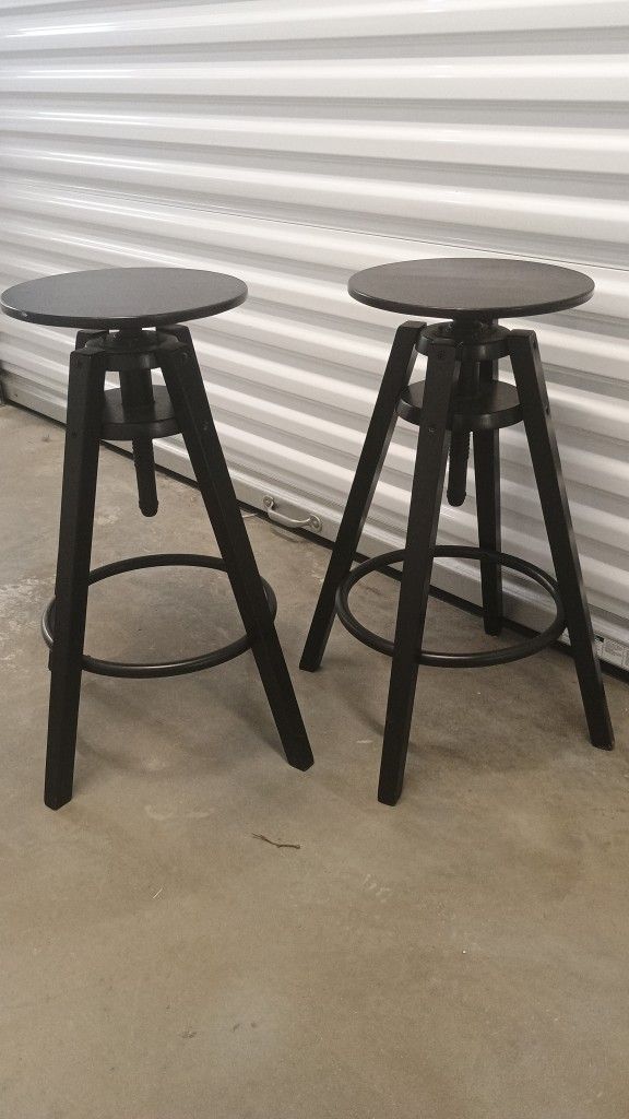 Ikea-black round - spin lower elevation bar stools