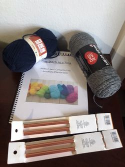 Good gift to kill time, stitch with 2 rolls