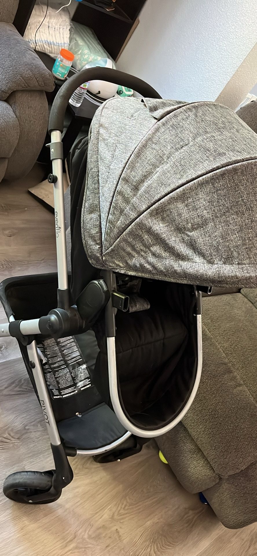 Pivot Stroller