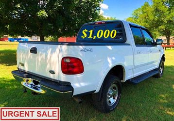 🟢💲1,OOO I am selling my clean title 2OO2 Ford F-150 XLT runs great no issues clean title 🟢