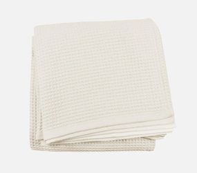 Sferra Bros - Kingston  - Blanket/ Comforter Full/Queen 100x100 - Ivory