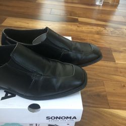 Black Dress Shoes  Sonoma Size 7 Youth 