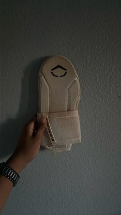 White EvoShield Baseball Sliding Mitt