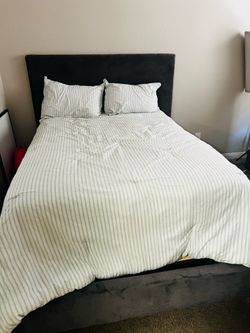 Full bed with frame