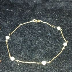 14k Gold Pearl Bracelet 