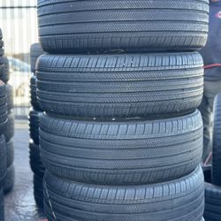 SET OF TIRE 235 45 18 MICHELIN 85% LIFE