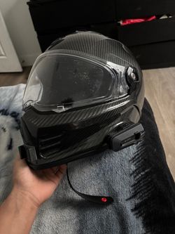 motorcycle helmet combo with Cardo Packtalk Edge and chin mount