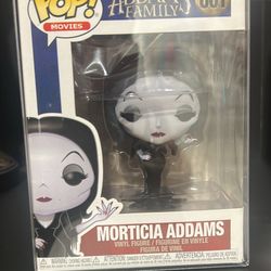 Vaulted Mortricia Addams Pop #801