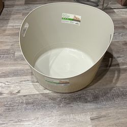 SO PHRESH BRAND NEW LITTER BOX