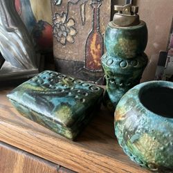 Epic Bagni Sea Garden Pottery Box & Table Lighter Set