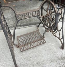 Singer treadle Base Only