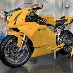 2004 Ducati Yellow Testastetra  OBO