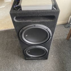 JL Audio 12W3v3-4  subwoofer