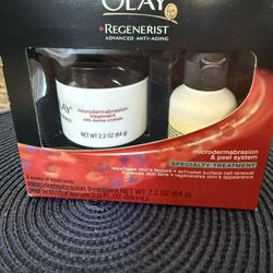 New Olay Regenerist Advance Anti-Aging Microdermabrasion & Peel System
