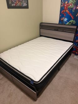 Full size bed set with mattress