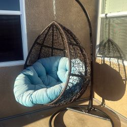 Swing Chair ***Free**** 