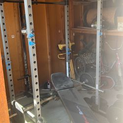 Squat Rack Power Cage W/ Lat pulldown