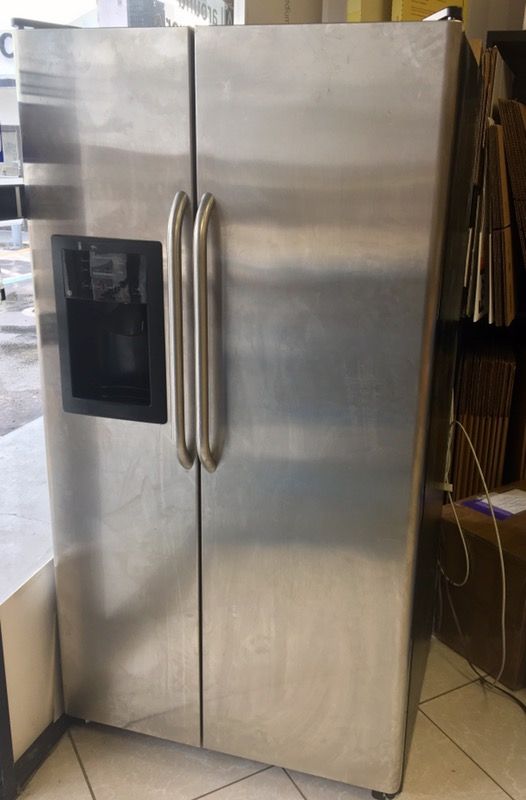 Refrigerator GE ENERGY STAR 25.3 Model GSH25JSTA SS for Sale in Miami FL OfferUp