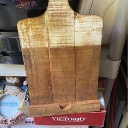 Wooden Plate Holder Stands Up Or Hangs