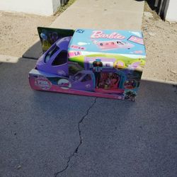 Barbi Es Nueva Eso Está En 40 Dólares 