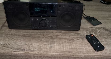 Logitech clock that can be used as speaker