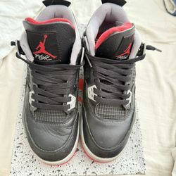 Jordan 4 Retro