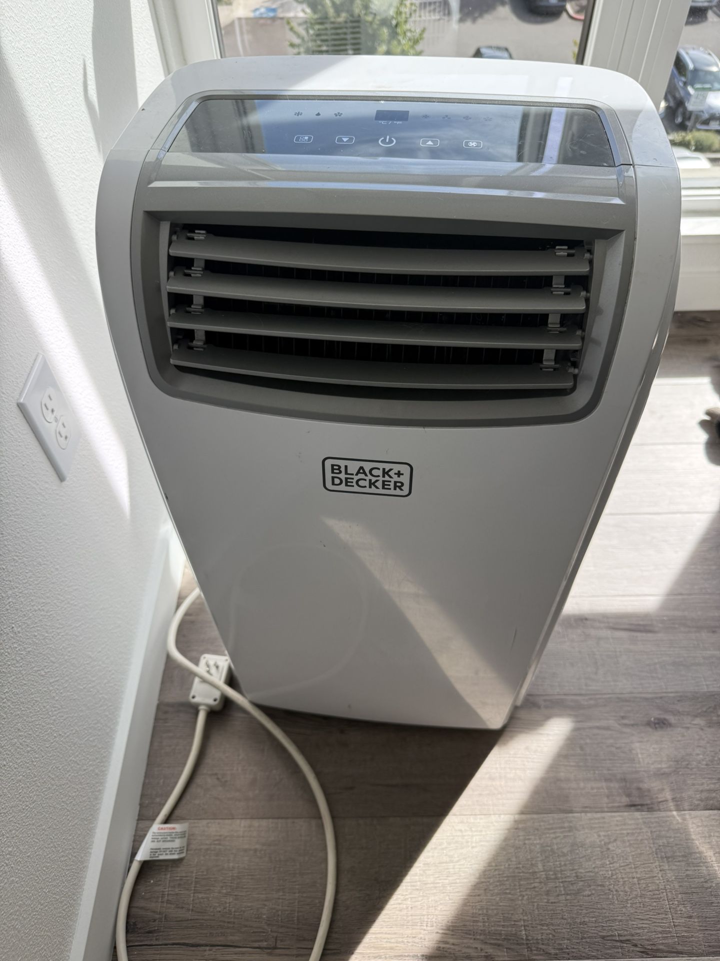 A/C Unit & Dehumidifier