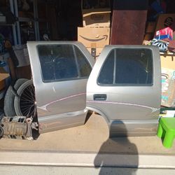 2000 Chevrolet Blazer Rear Passenger Doors