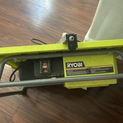Machine for Cutting Tile