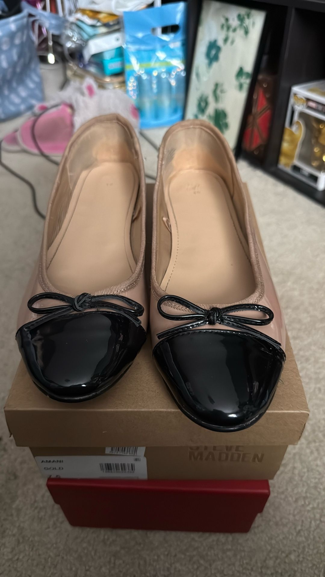 H&M Flats