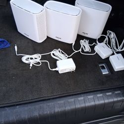 Asus  ZenWifi.    Axe7800