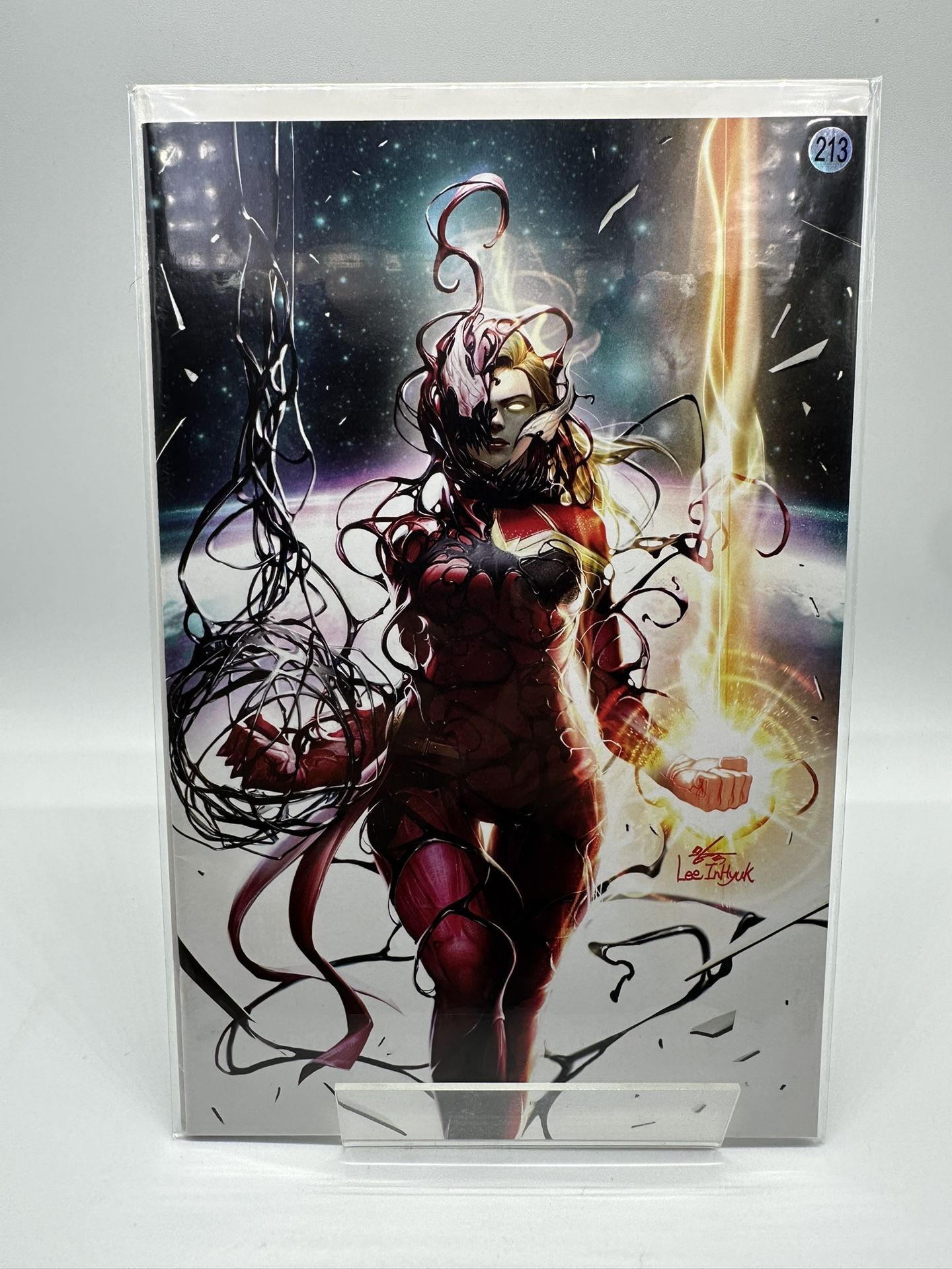 Captain Marvel #8 InHyuk Lee Exclusive Virgin Variant Venomized 1st Star NM