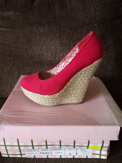 Red Wedges